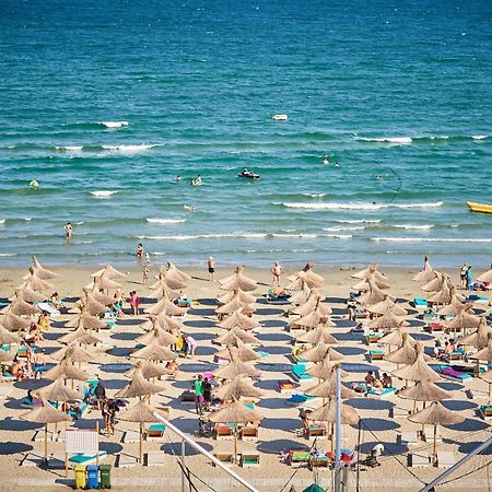 Seascape Apartment Spa N Pool Beach Resort 마마이아 외부 사진